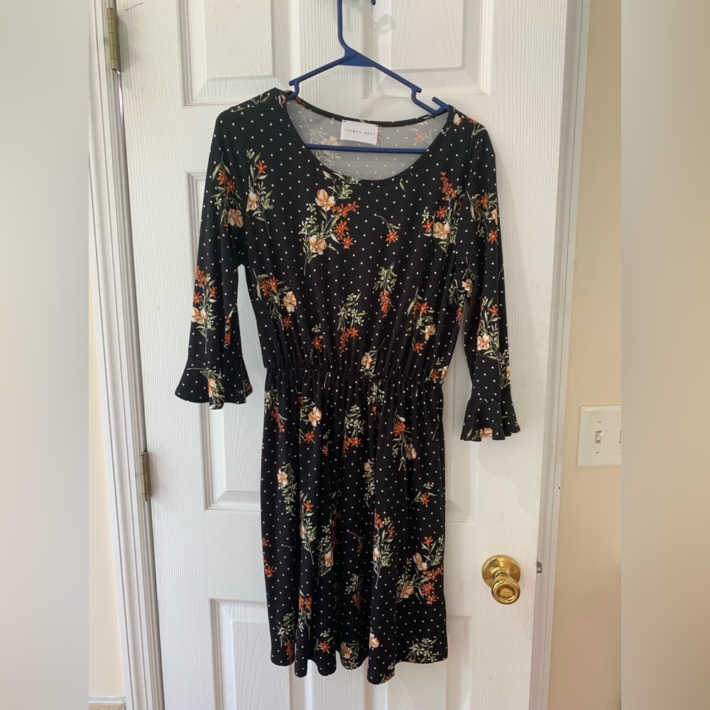 NWOT French Grey Dress, Size L, Black & Floral